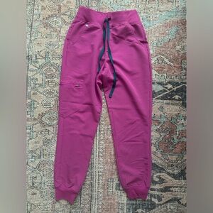 Purple Figs high waisted Zamora jogger scrub pants